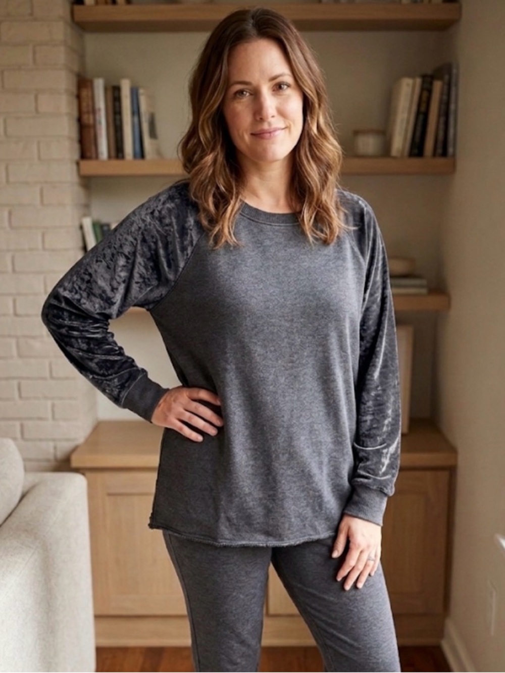 American Eagle Outfitters Gray Contrast-Sleeve Sweatshirt